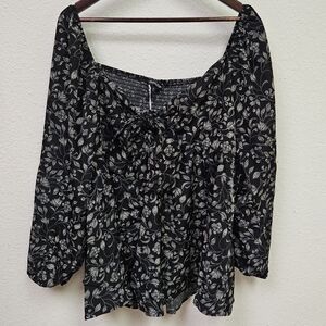 Davi & Dani - Floral Black and Gray Women's Top - 3X